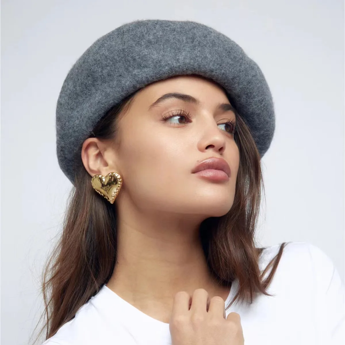 

Fashion Punk Classic 18k Gold Plated Glossy Heart Stud Earrings Tarnish Free Stainless Steel Geometric Heart Earrings Jewelry