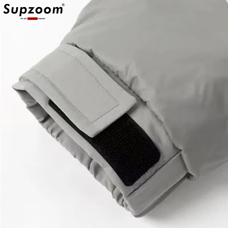 Supzoom 2025 وصول جديد قمة الموضة لصق سميكة الشتاء مثلث ماركر مقنعين الدافئة عادية شتاء أسفل السترات الرجال