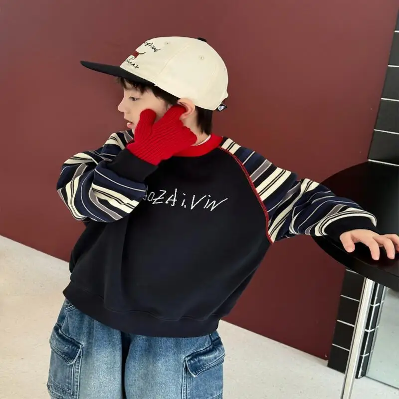 

Kawaii толстовка на флисовой подкладке для мальчиков, корейская версия, для отдыха, с длинными рукавами, студенческая модная уличная одежда, брендовая универсальная детская одежда