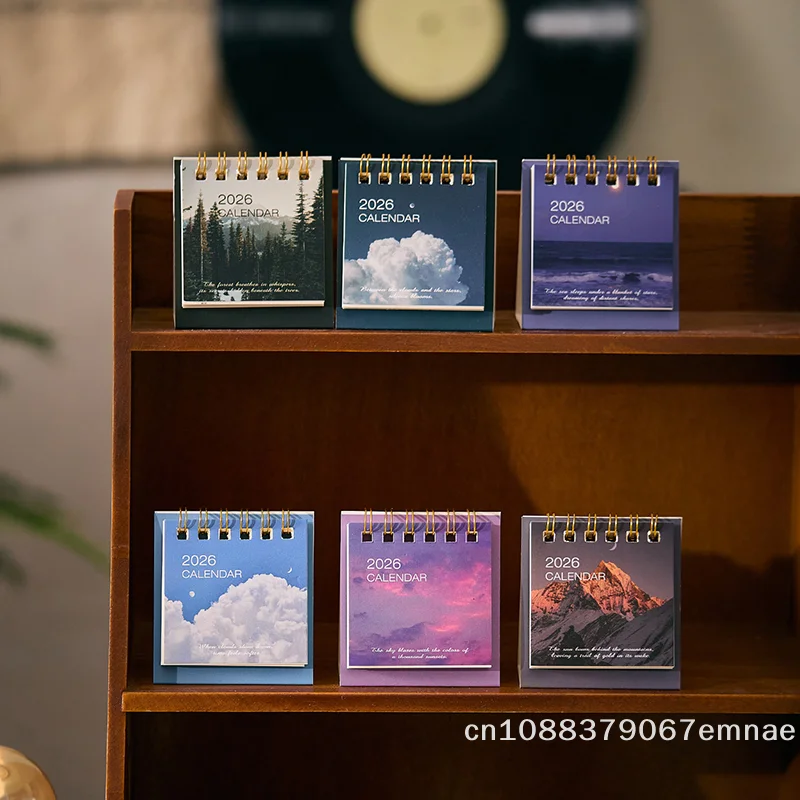 

[ZYAS] Мини-календарь 2026: Креативный ретро-дизайн с пейзажами, настольный планировщик, аксессуар для офиса и школы, декоративный подарок