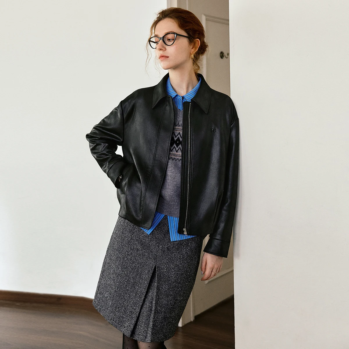 OLrain Office Lady Long Sleeves Lapel Loose Elegant Short Solid Jackets 2025 Autumn New Imitation Leather Tops GO57QW000362