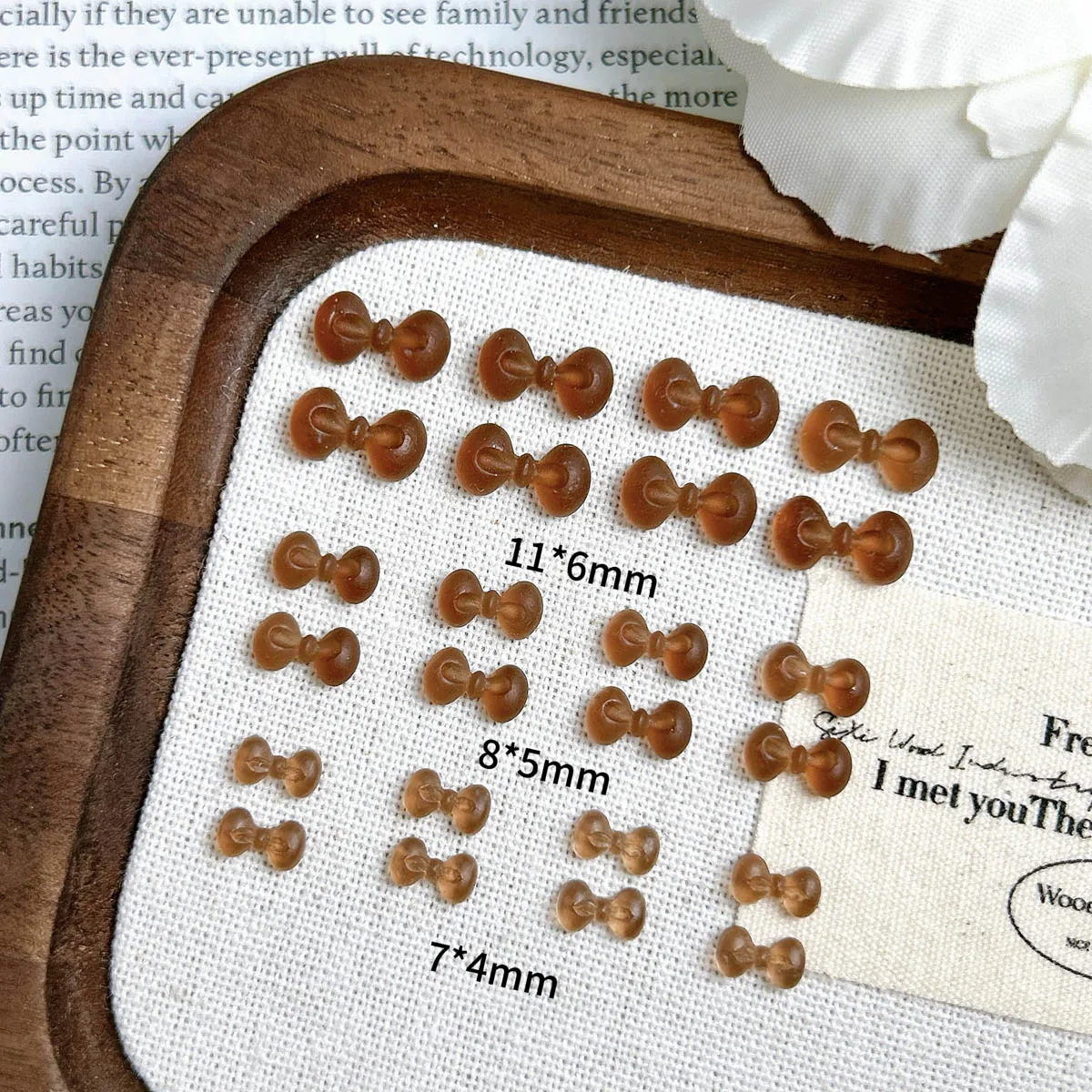 60 قطعة ثلاثية الأبعاد بلون لطيف العلاقات الراتنج مسمار السحر شفافة ميلارد اللون القوس مسمار الفن زينة DIY بها بنفسك أجزاء الأظافر الفرنسية