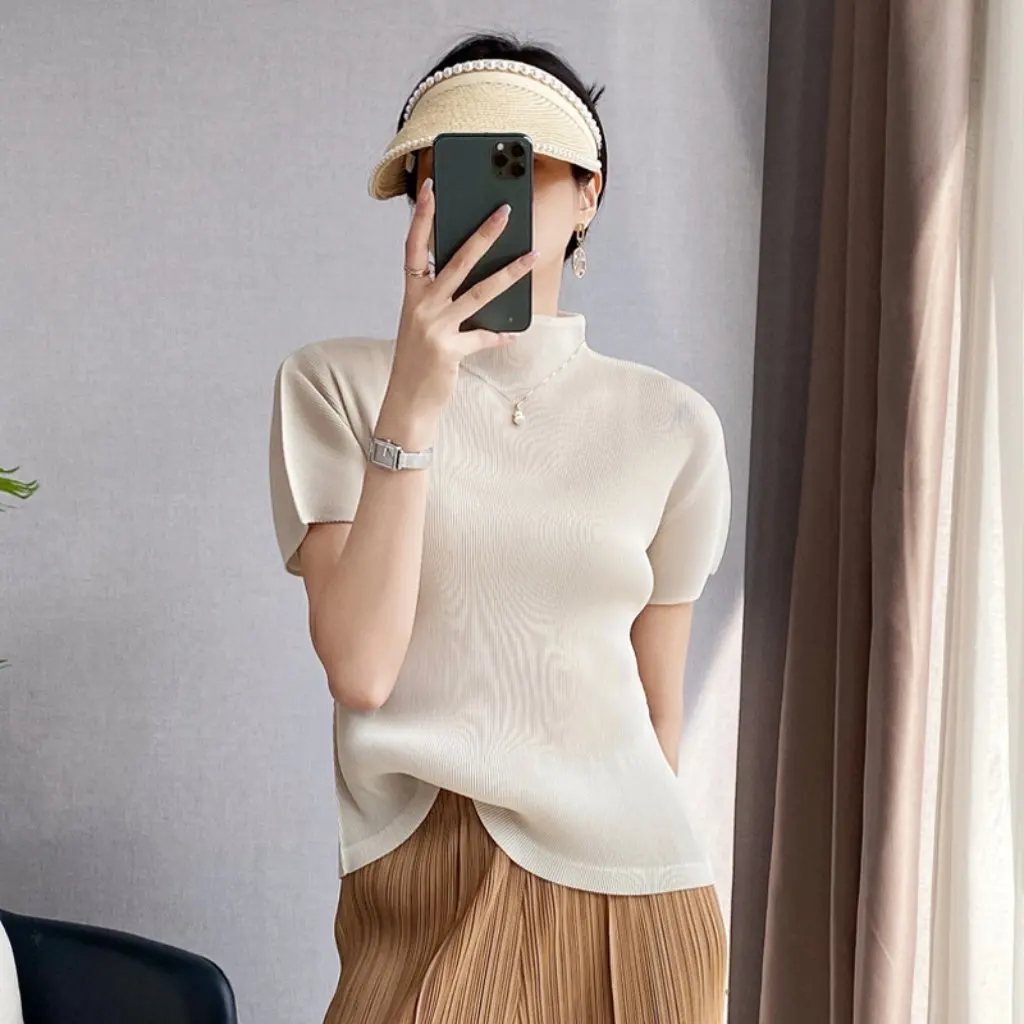 

Miyake Thousand Shadow Women's Slim-fit T-shirt Short-sleeved Pleated Summer Casual Solid Color Base Top for Commuting
