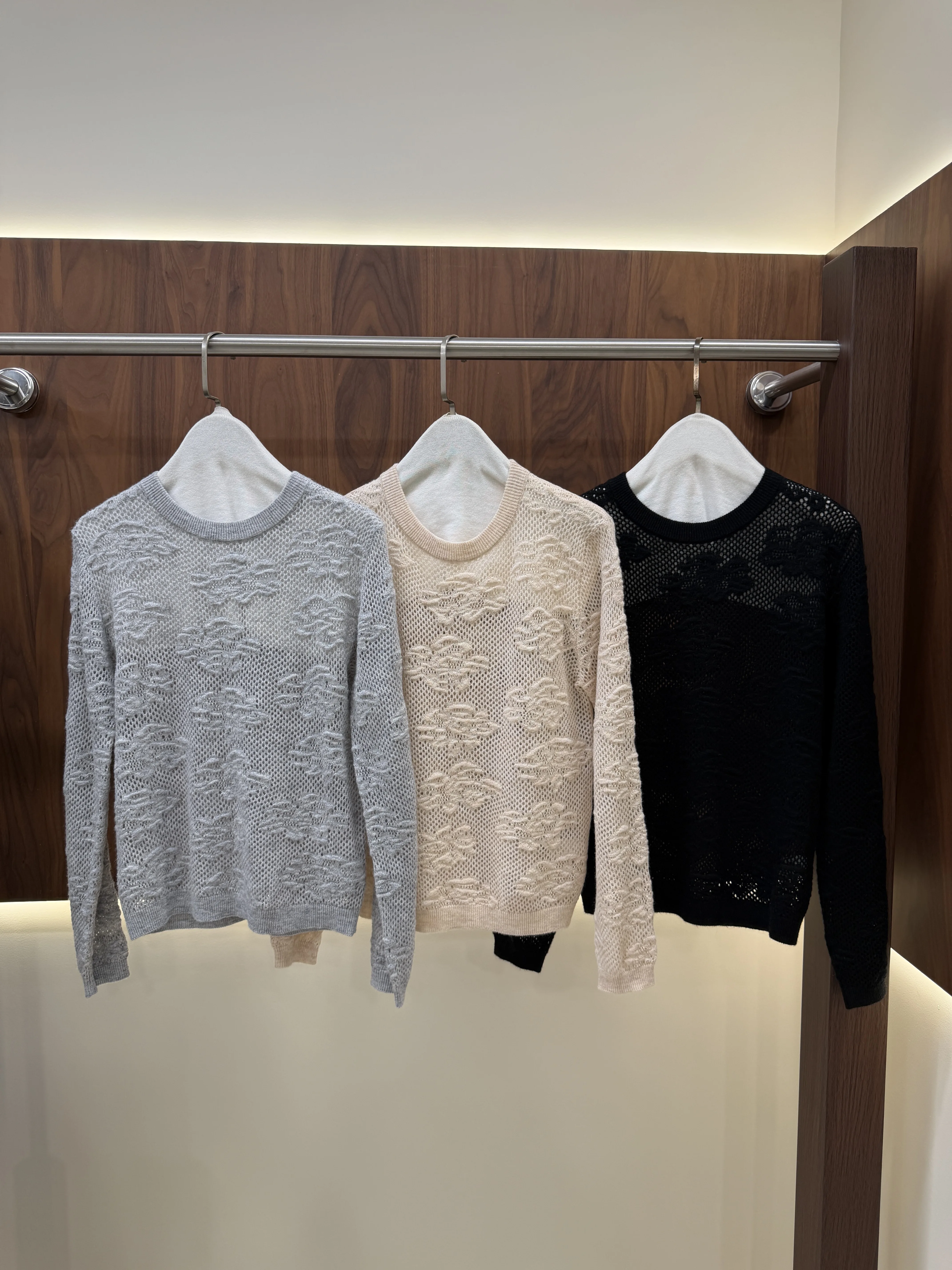 Women's Autumn Wool Crew-Neck Cut-Out Long-Sleeve Knit Top