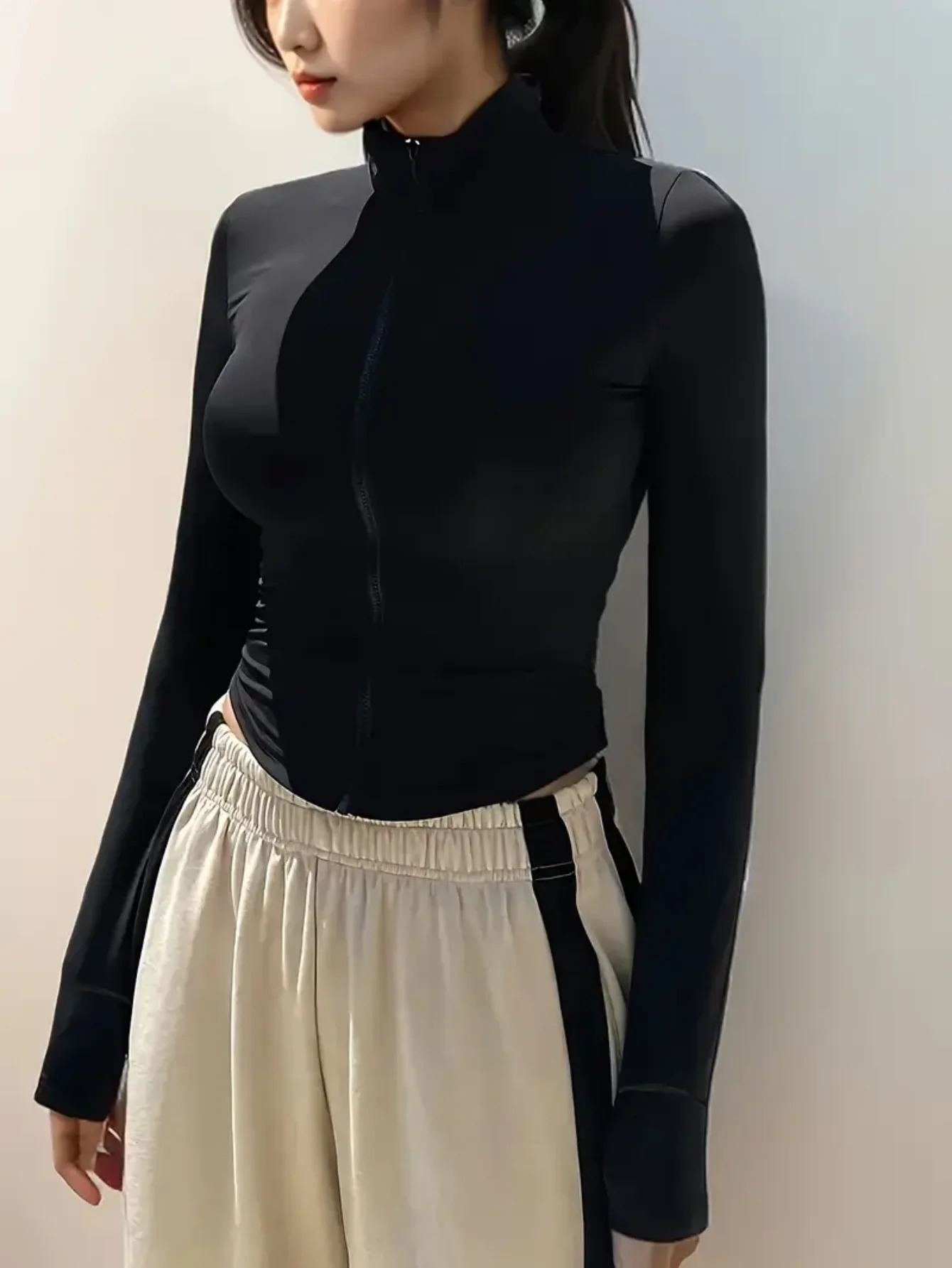 

New Women's Professional Yoga Jacket Outdoor Running Pilates Slimming Long Sleeve Fitness Top for Cycling And Gymming