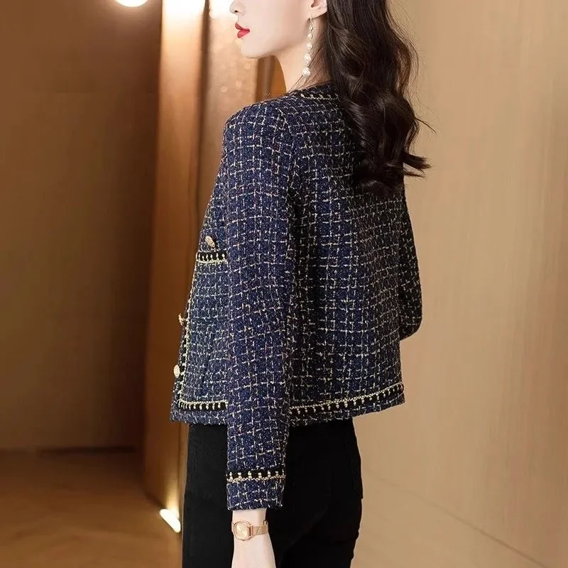 Women Fashionable Long Sleeved Small Fragrant Style Jacket 2025 Autumn Winter Female New Niche Lace Top, Slimming Short Jacket