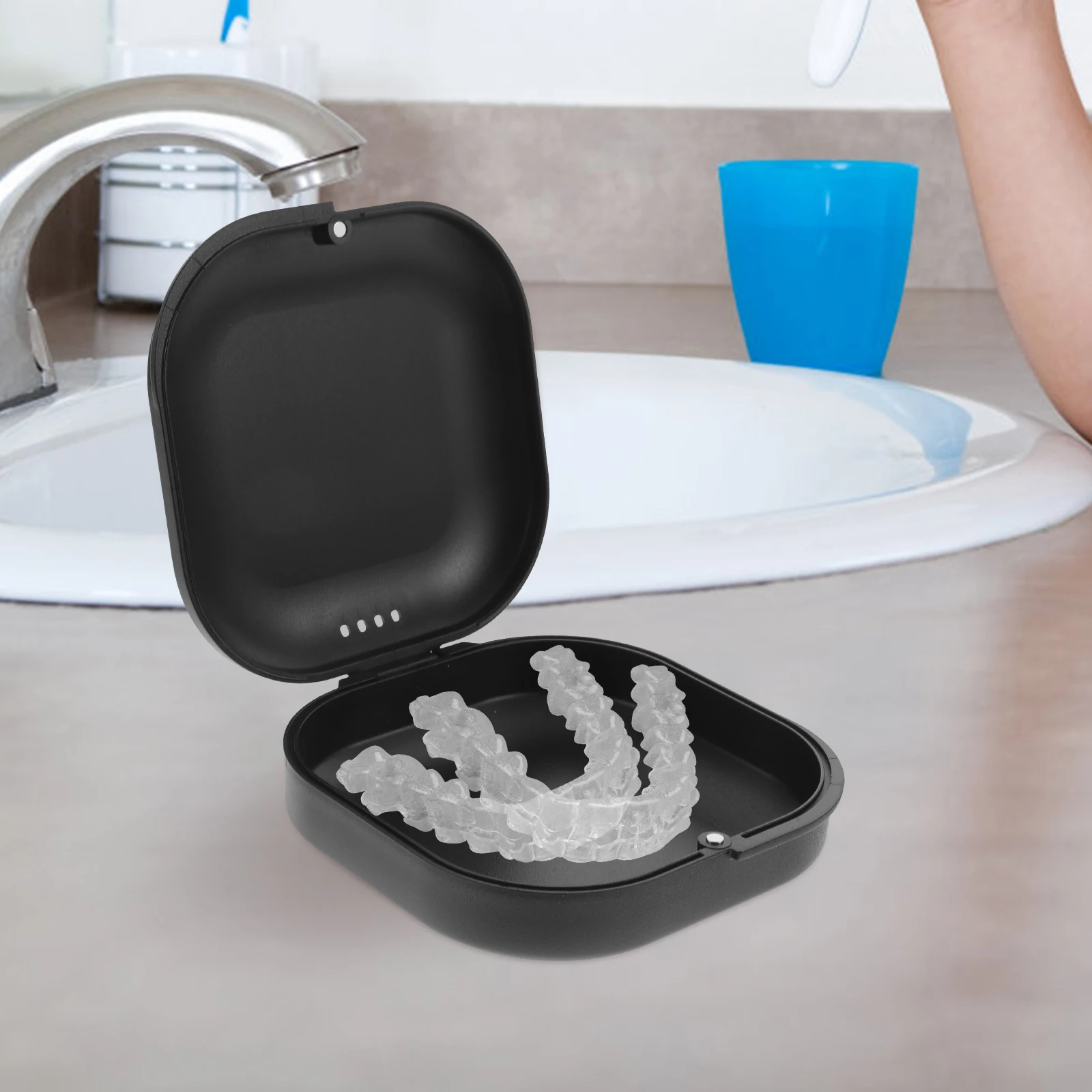 

Футляр-фиксатор, коробка для хранения зубных протезов, портативный держатель для зубных скоб, дышащий, многофункциональный, небольшой контейнер, удобный для путешествий, прочный