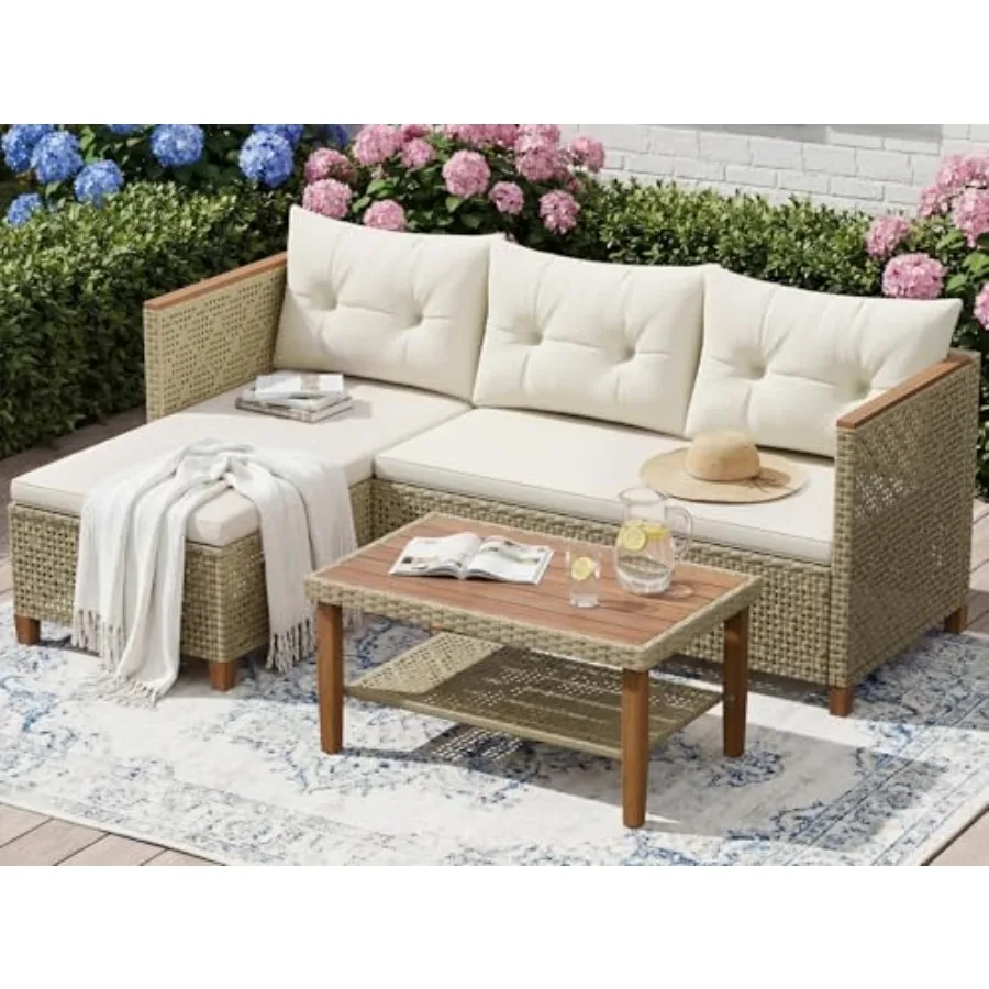 

Комплект уличной плетеной мебели из ротанга (3 предмета): коричневый секционный диван из PE-ротанга с подушками и журнальным столиком для заднего двора