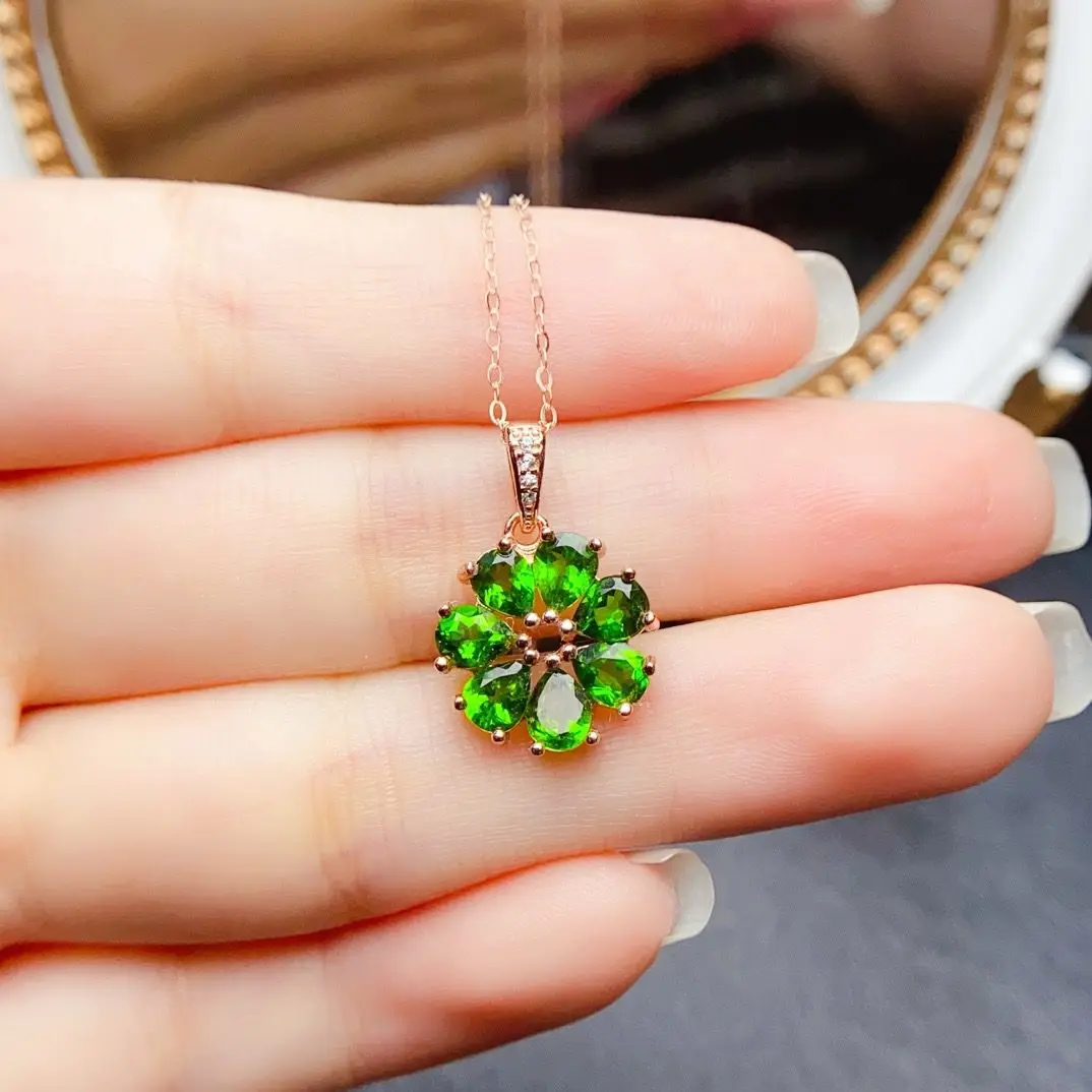 

Diopside Fine Jewelry Woman Diopside Pendant With Natural Diopside Stone 4*5mm Lady Diopside Pendant Jewelry For Woman Girl Gift