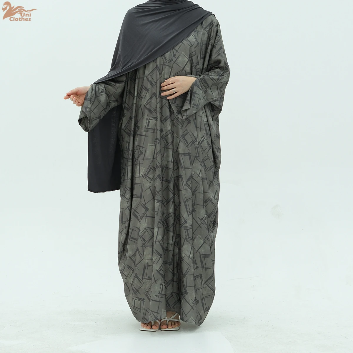 

Новая коллекция 2025: Женские исламские платья из атласа с принтом, скромные абайи, дубайская женская одежда, абайи с открытым передом