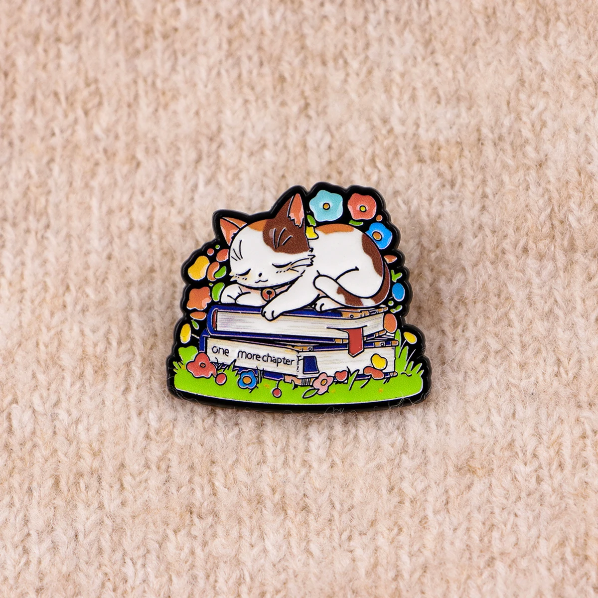 Cute Cat Enamel Brooches Funny Pigeon Chicken Sausage Dog Lapel Pin For Clothing Accessories Fashion Jewelry Gifts