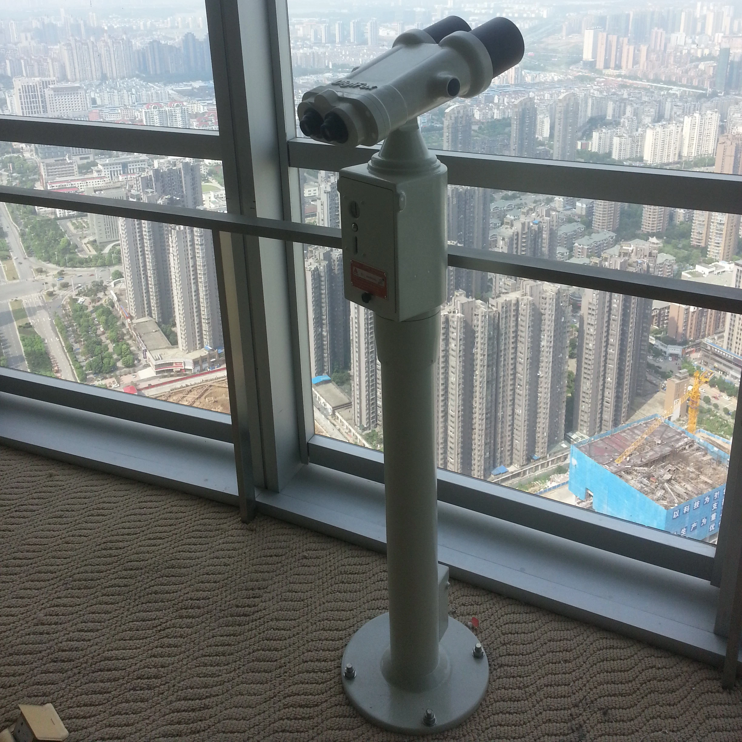 Coin-operated telescope. Landscape telescope. Sightseeing birding high-definition vision telescope