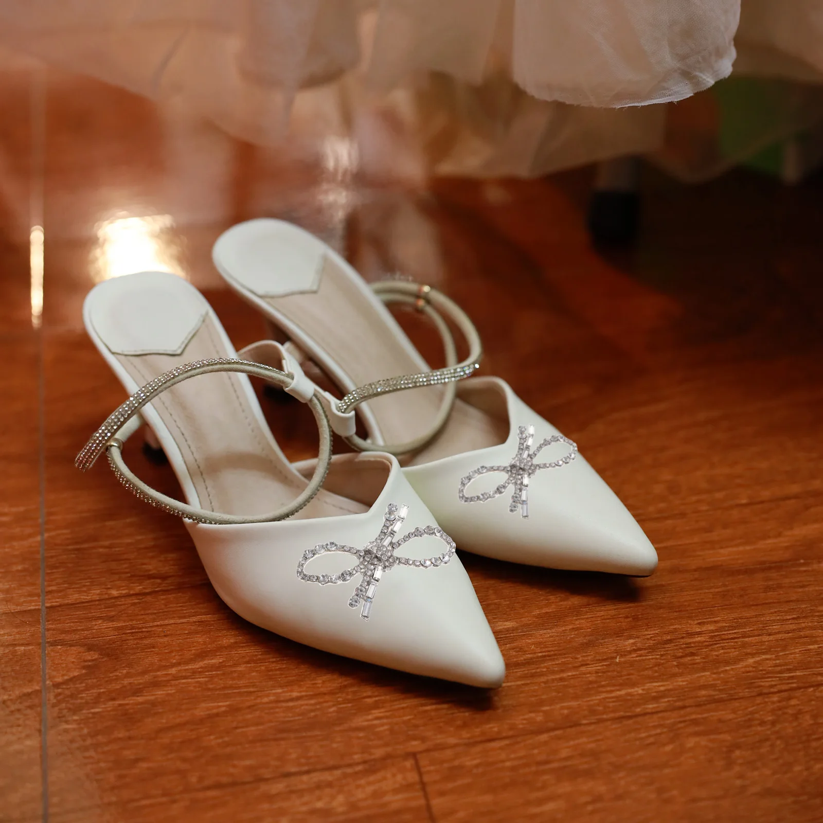 

Elegant Rhinestone Shoe Clips Bowknot Design Decorative Buckle For Women Wedding Bridal Dance Party Lightweight Metal Shoe