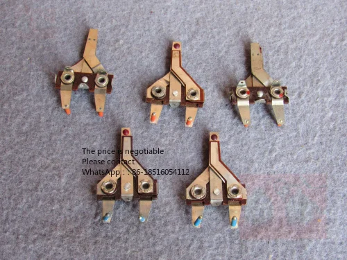 

Old Hand Crank Phone, Generator on CZ-5 Phone, Brand New Touchpoint, Silver Touchpoint