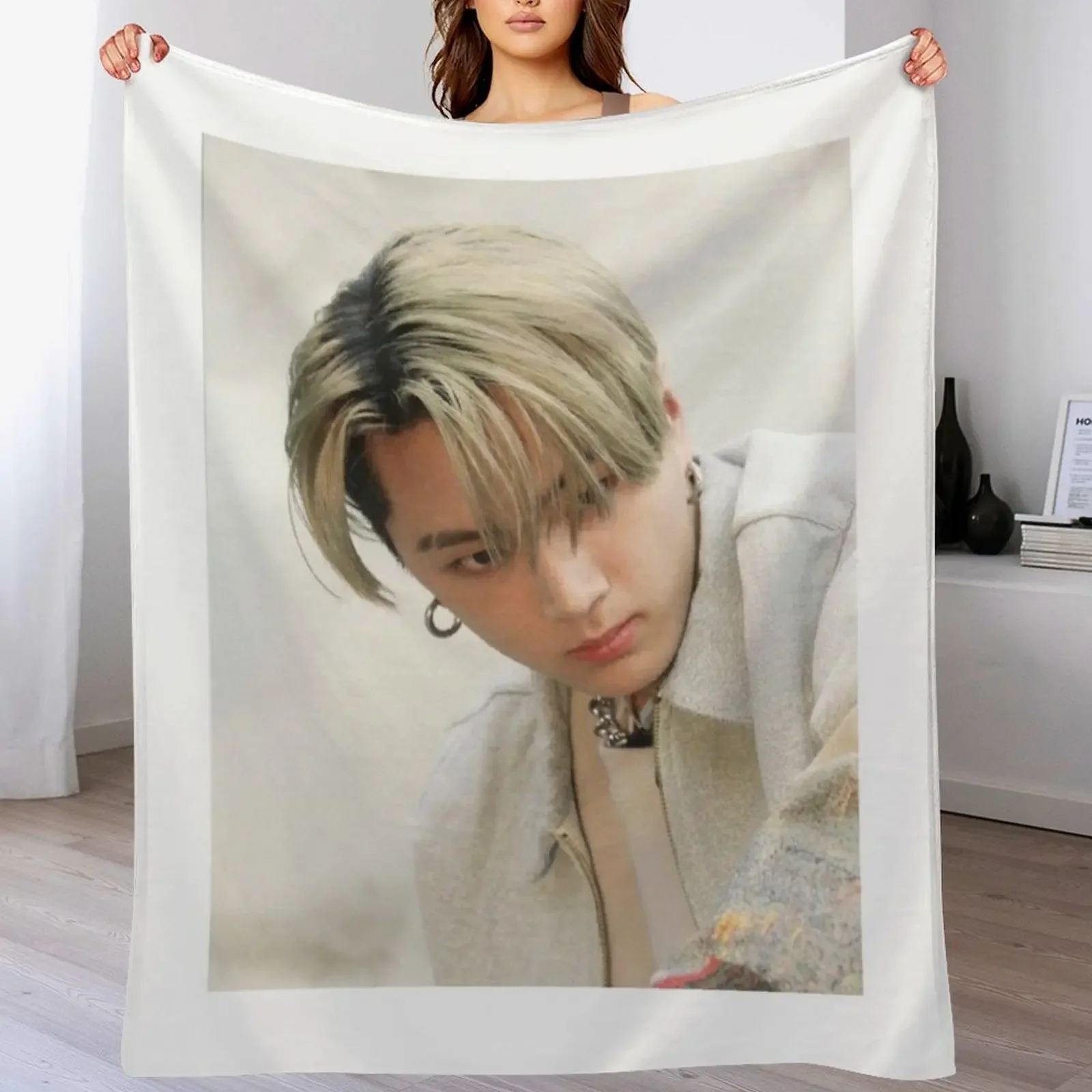 Jay Throw Blanket L… - image