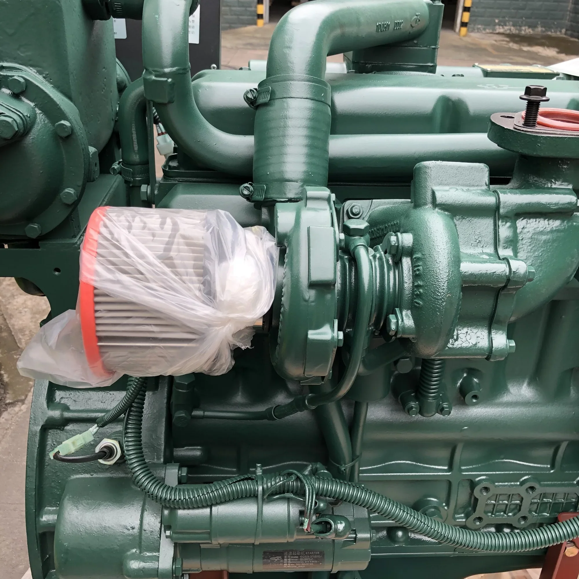 Yuchai 2 cylinder boat engine 100hp water-cooled ship 4 stroke marine diesel engine with gearbox