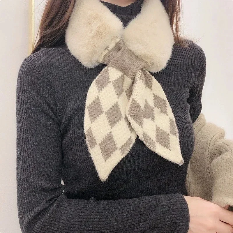 Autumn and Winter Warmth Thick Knitted Fishtail Stitching Plush Collar Ladies Solid Color Wild Windproof Neck Soft Accessories