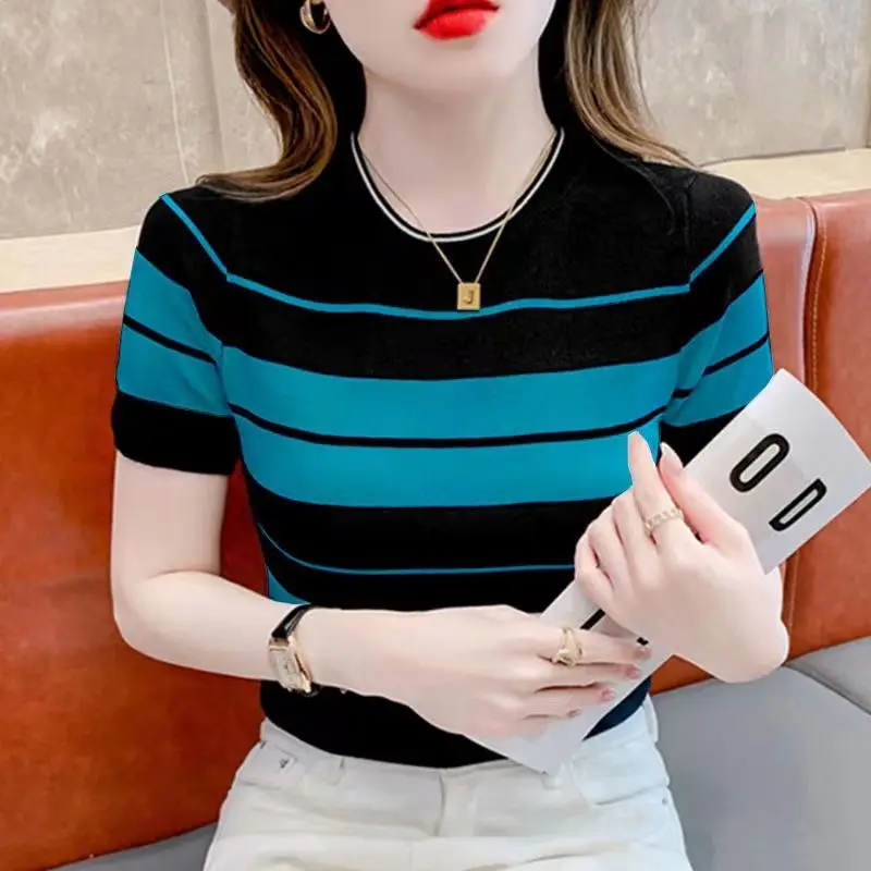 2025 Summer New Round Neck T-shirt Short Sleeve Women's Thin Striped Knit Sweater Slimming Pure Desire Style Western Style Half