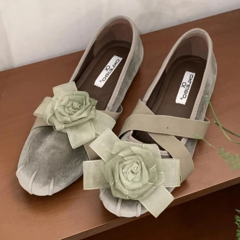 flower-velvet-elegant-ballet-flats-women-round-toe-shallow-comfort-sweet-dress-shoes-light-fashion-brand-mary-jane-shoes-ladies