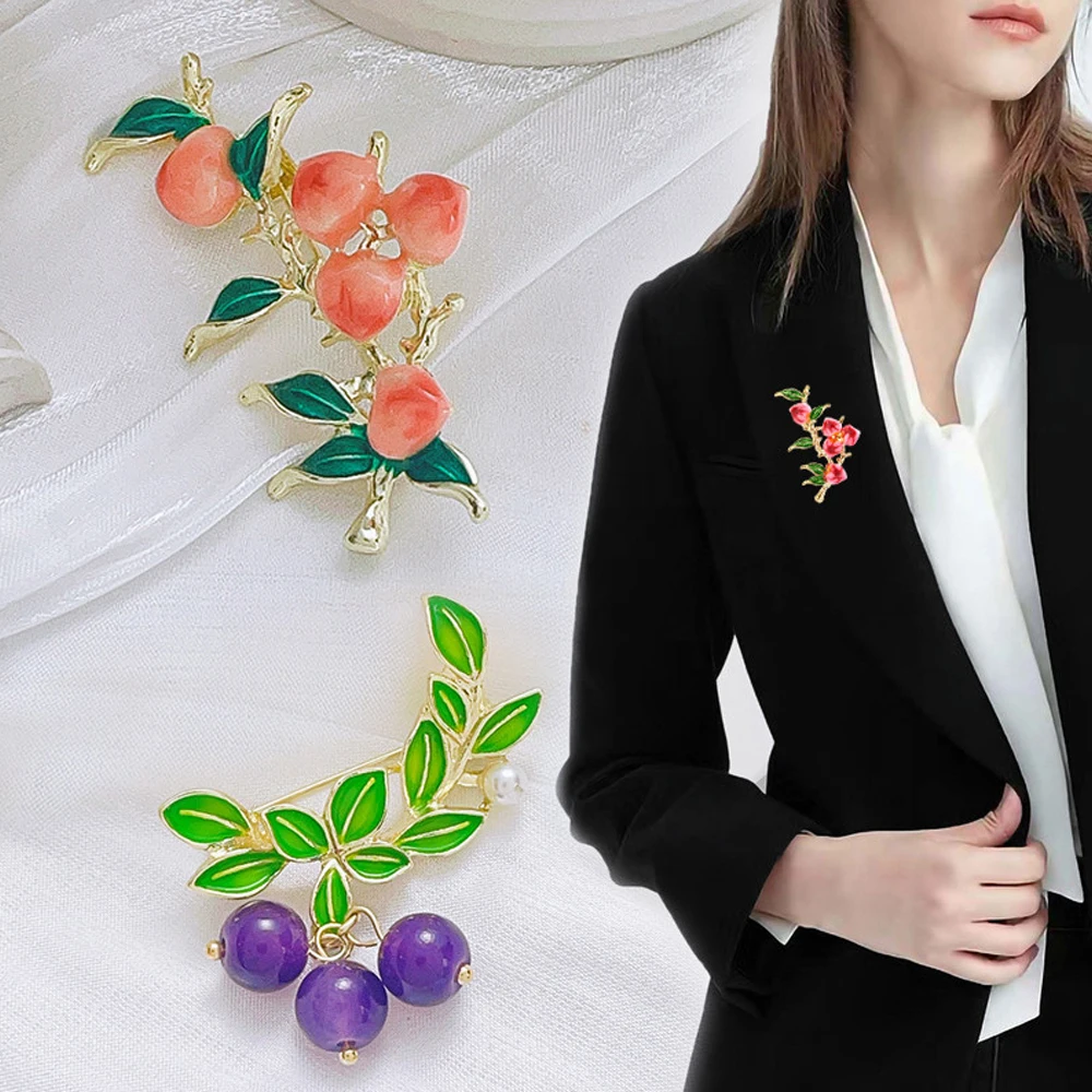 Cute Enamel Blueberry Peach Brooch Gold Color Fruit Lapel Safety Pin DIY Clothing Backpack Jacket Hat Decoration Girl Party Gift