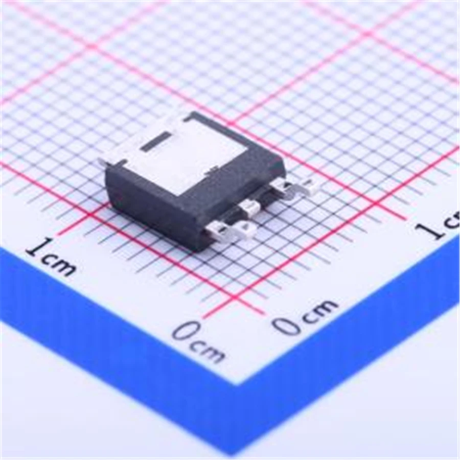 20 PZ/LOTTO IPD135N03LG (MOSFET)