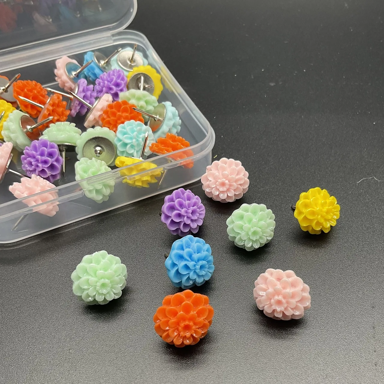 20/50 قطعة من دبابيس ضغط الكوبية من الراتنج - مسامير إبهام مزخرفة بالزهور للحرف اليدوية ولوحة الإعلانات (ديكور المكتب الإبداعي)