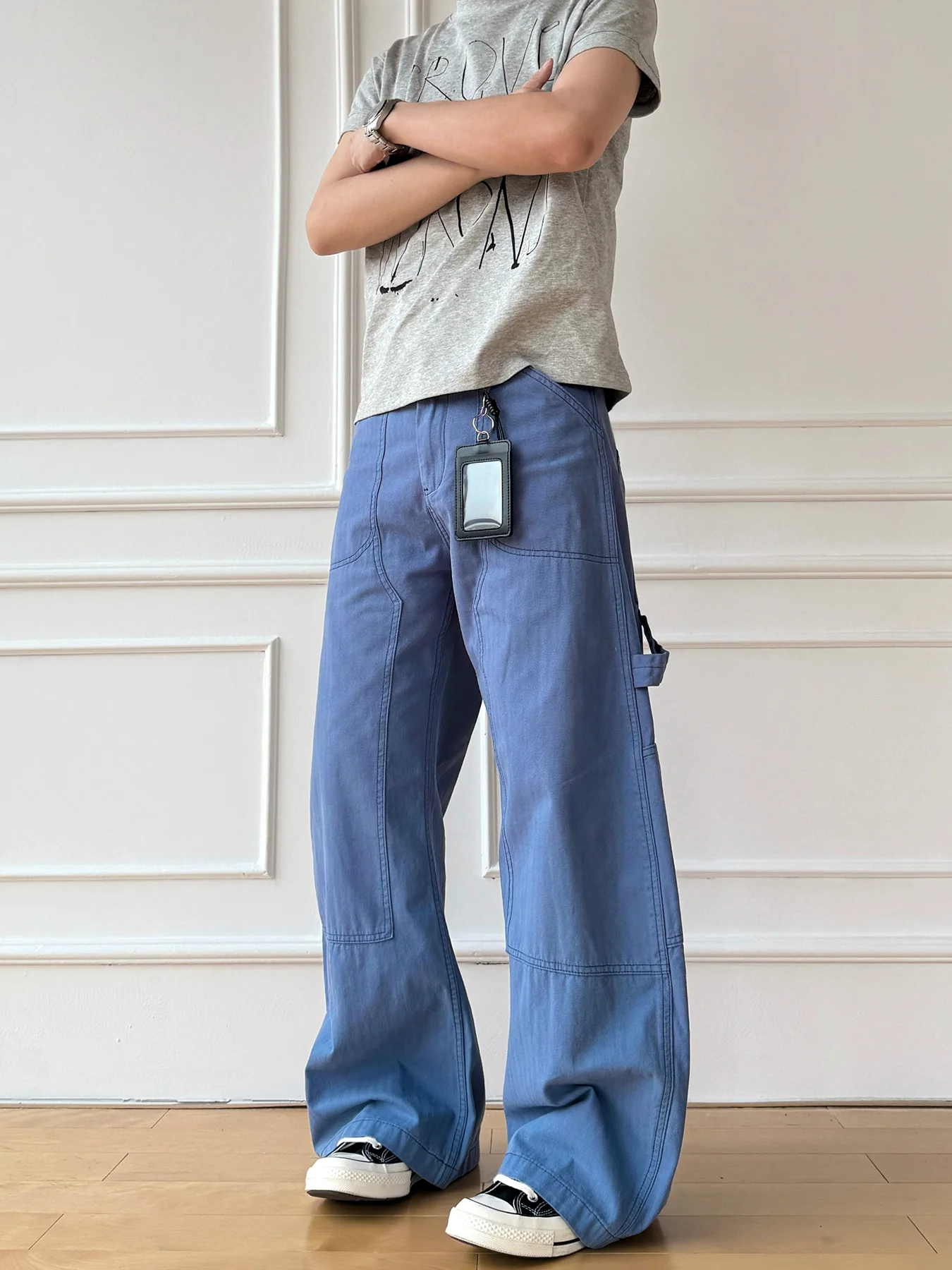 

Relaxed Fit Workwear Pants Arc Knee Design Old School Log Cutting Loose Trousers Casual Jeans mid Waist Zipper Closure