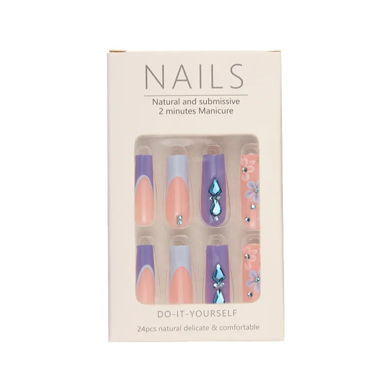 

Wear long nail pads, pure purple edges, green flash diamonds, and finished nail art, white flowers.