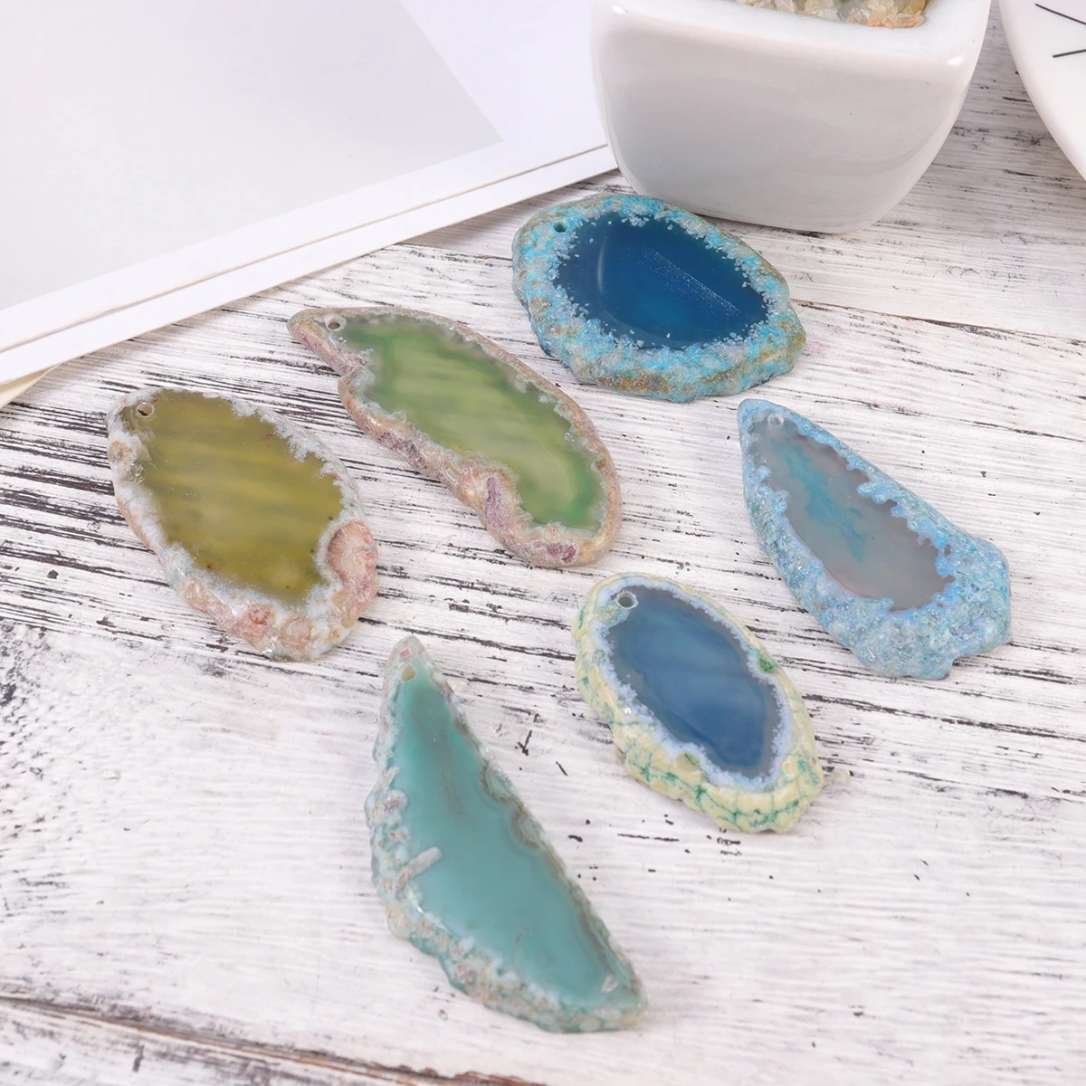 

20pcs Colorful Agate Slices Natural Flat Beads Polished Jewelry Making Materials Decorative Accessories Theme Wedding