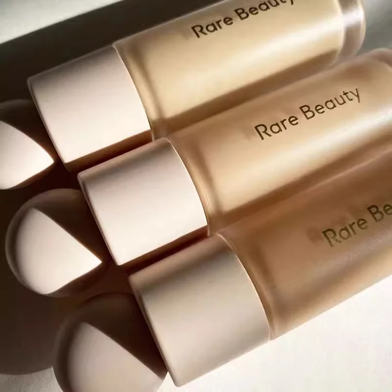 Rare Beauty 3Color Foundation Wodoodporny Podkład w Kompaktach Pasujący do Naturalnej Skóry Azjatyckiej, Umożliwia Tworzenie Naturalnego Makijażu, Puder do Różu
