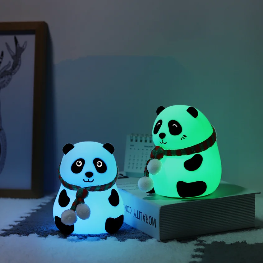 Mini Panda Night Light, Bedroom Bedhead USB Charging Sleeping with Pat Lamp Table Atmosphere Light Silicone