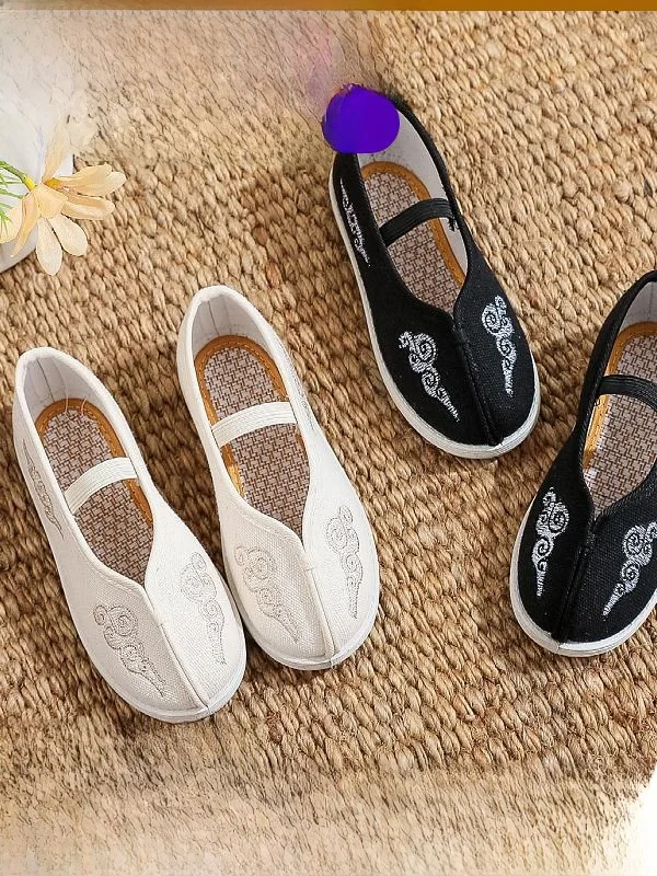 

Children's Hanfu oes Embroidered Ancient Costume Performance Soft Bot Old Beijing Cloth oes for Girls And Boys