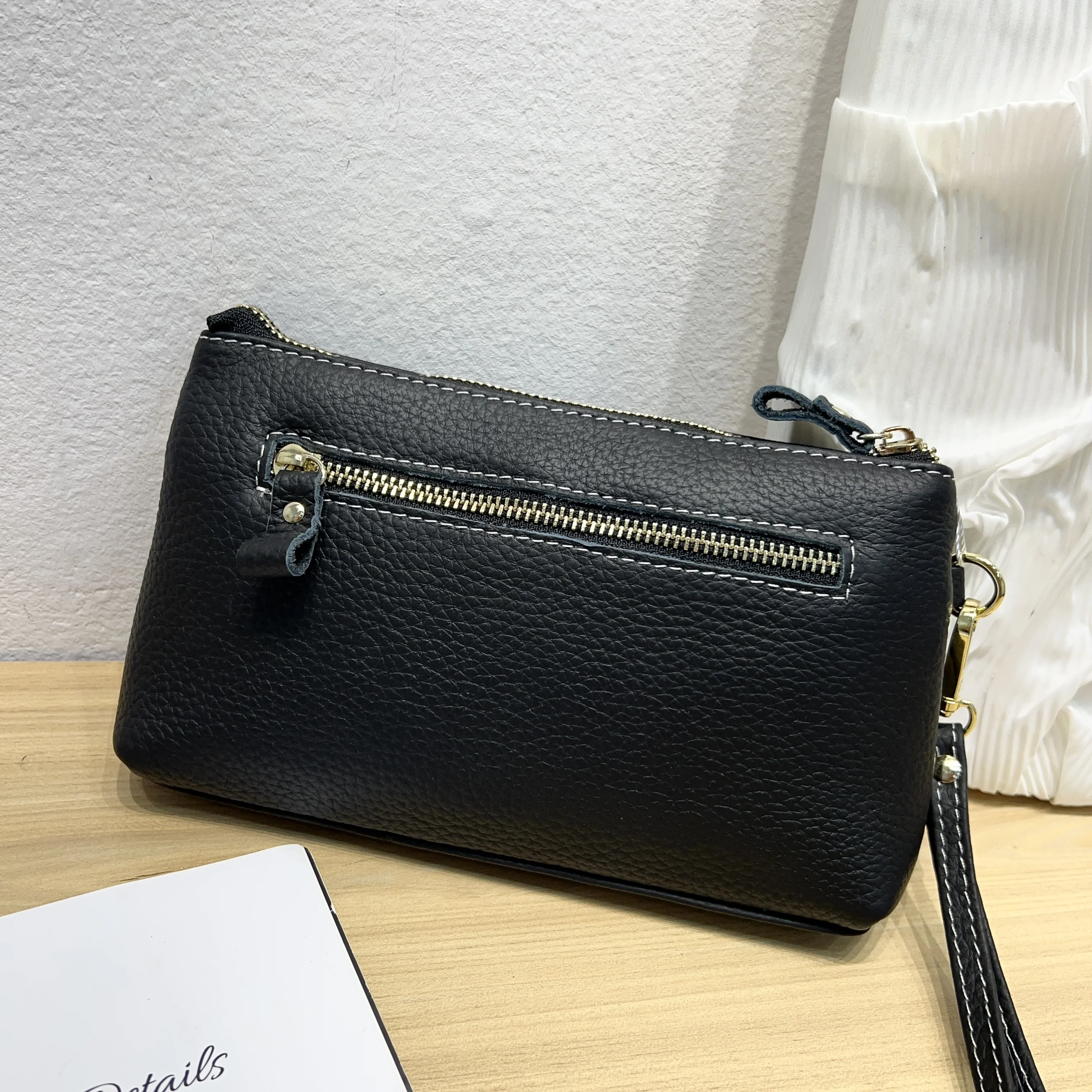 Women's Bag Solid Color Genuine Leather Credit Card Slot Waterproof Dustproof Wear-resistant small size Crossbody Bag