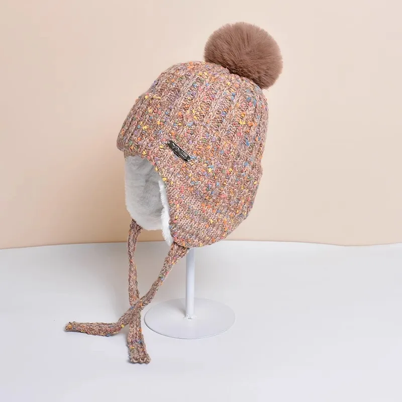 Winter Ear Protection Hat Women Outdoor Trapper Earflap Ski Cap Fur Pompom Russain Lei Feng Hats Female Woolen Thick Warm Beanie