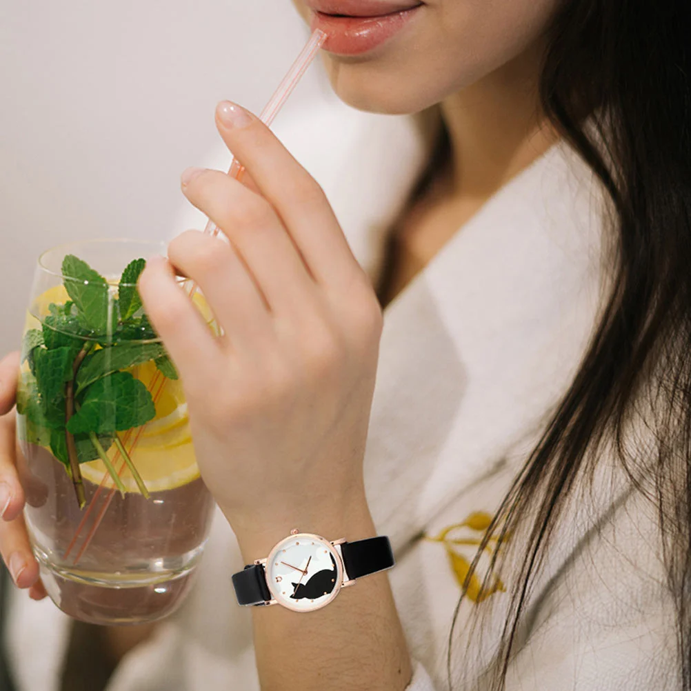 2Pcs Quartz Watch with Cute Kitten Pattern Fashion Cartoon Wristwatch for Accurate Timekeeping Comfortable Wear All