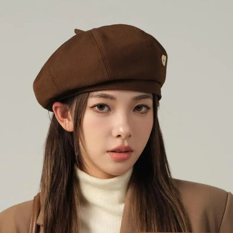 Women Berets French Artist Style Warm Hat Retro Octagonal Newsboy Metal Heart Solid Color Ladies All Matched Caps Four Seasons image 2