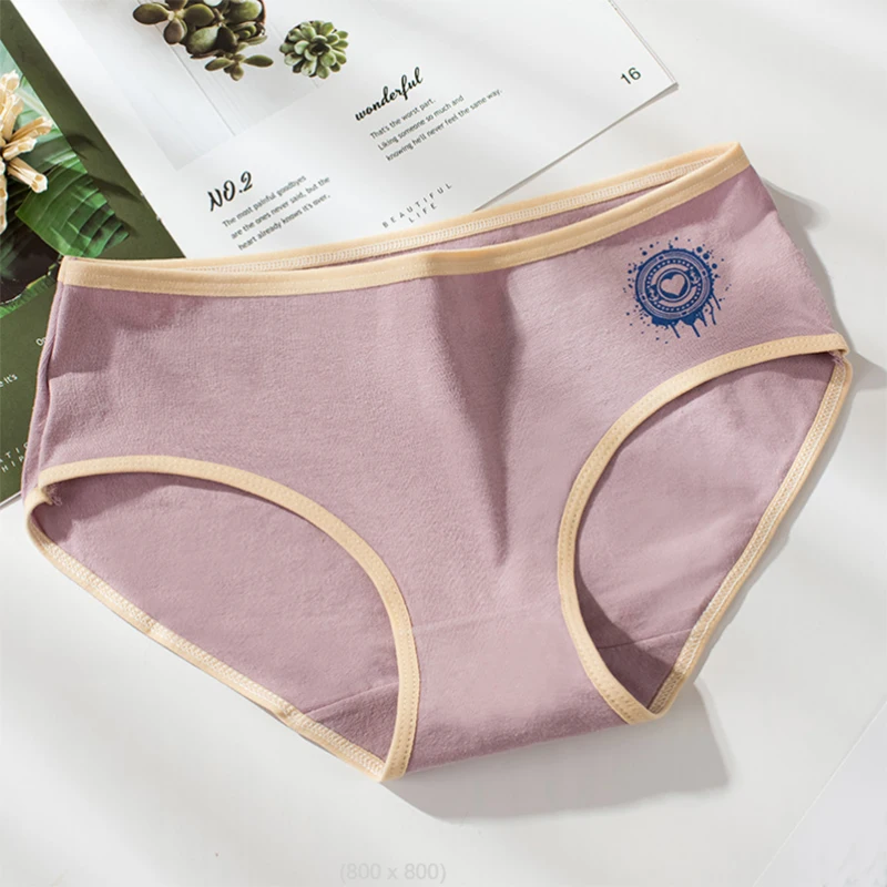 2024 Fashion Women Casual Cotton Panties  Mid-waist Underwear Threaded Brief Solid Color Ladies Underpants Breathable