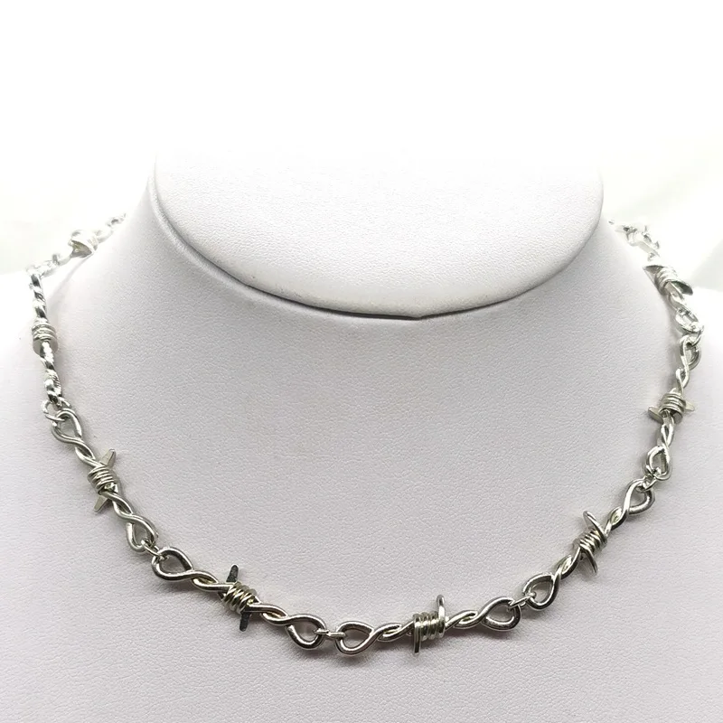 Small Iron Bramble Hip Hop Gothic, Punk Style Barbed Wire Small Barbed Chain Collar Men's and Women's Necklace