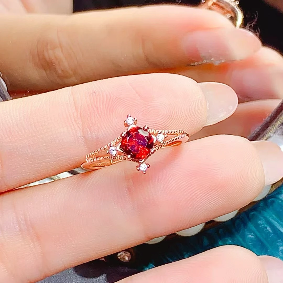 

KJJEAXCMY High quality Simple Natural Garnet Ring S925 Silver Elegant Inlaid Simple Palace High-End Design Women's Jewelry