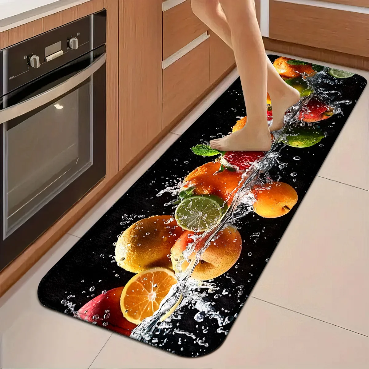 

Коврик для кухни Fresh Fruits Splash с принтом апельсинов, клубники и лайма, нескользящий, моющийся, длинный напольный коврик для кухни и прачечной