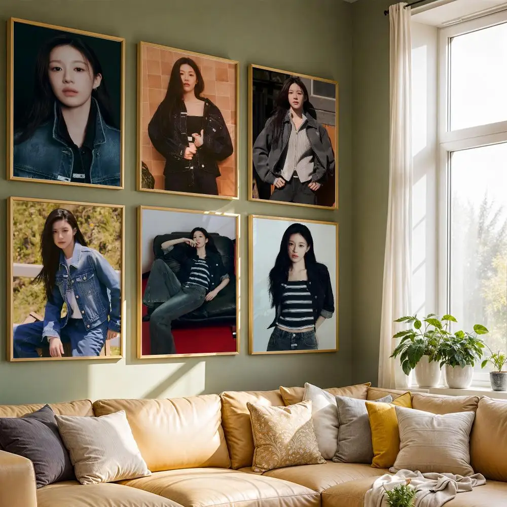 Actress Go Youn-jung Poster HD Quality Wall Art Retro Posters For Home Room Wall Decor Kawaii Room Decor