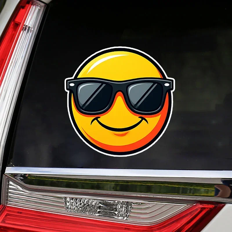 1PC 선글라스를 쓴 멋진 웃는 얼굴 2D 플랫 데칼-자동차 노트북용 방수 생생한 스티커-개인화를 위한 재미있는 트렌디 스타일