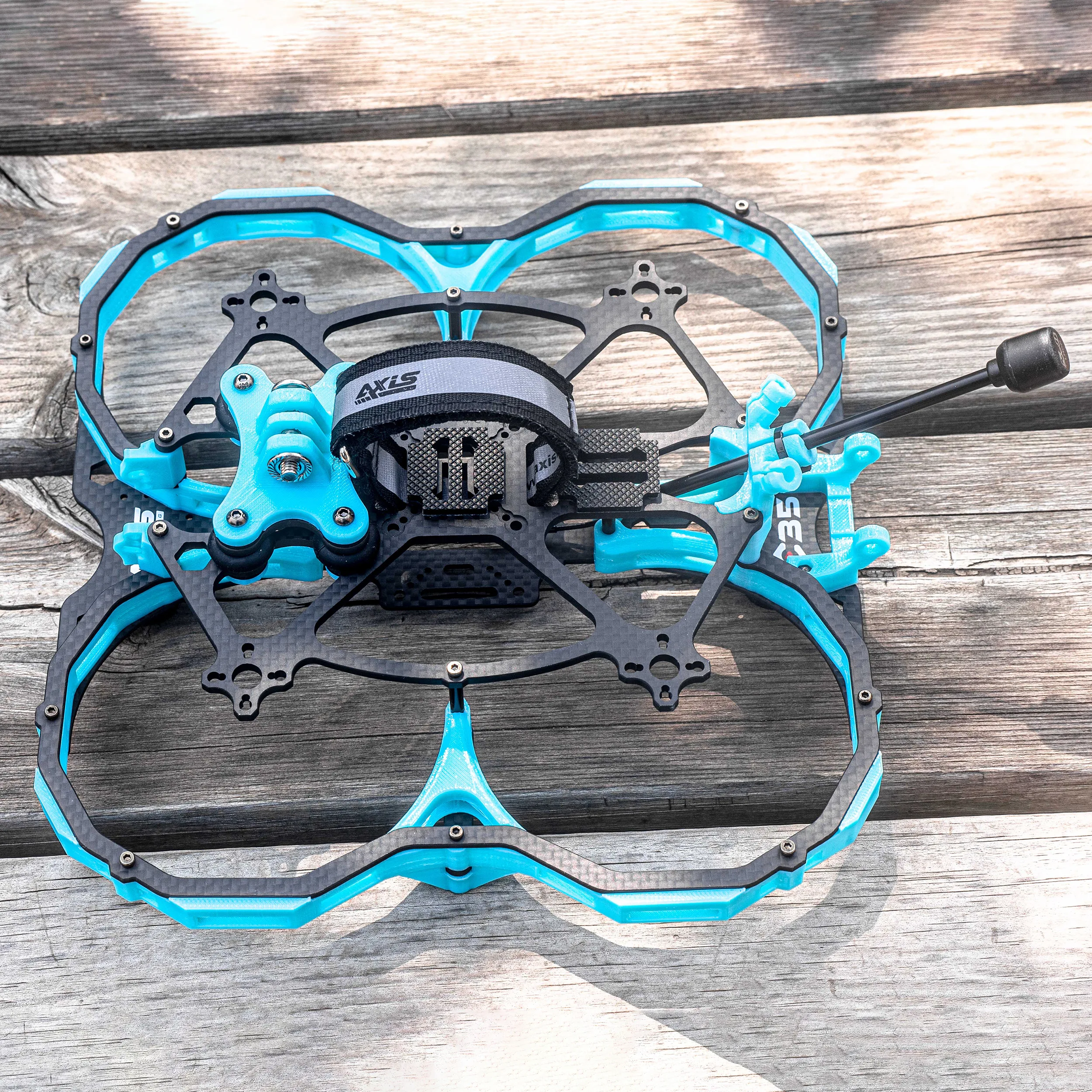 Axisflying C35 niebieski kot 3.5-calowa rama z odwróconym kanałem FPV profesjonalna amortyzacja i antywstrząs