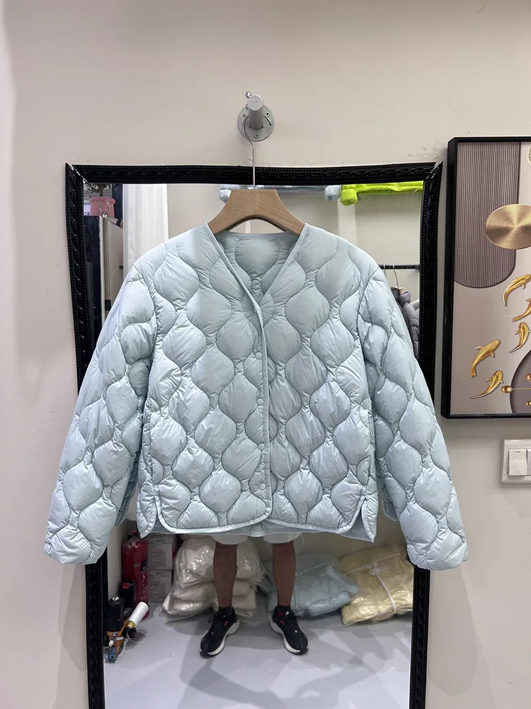 Women Light Thin 90%White Duck Down Jacket 2025 New Autumn Winter Short Style Single Breasted Simple Warm Puffer Coat