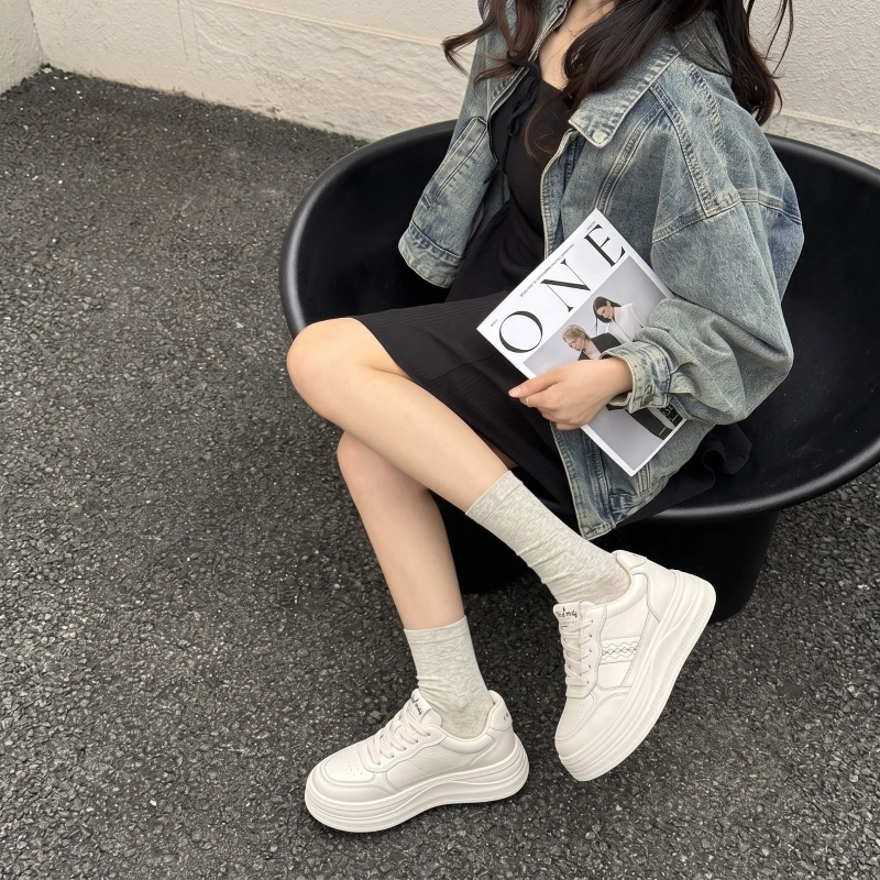 レディース秋の白い靴、韓国風新作、身長を高く見せる厚底、滑り - Mesh Sneaker Women のレビューと価格