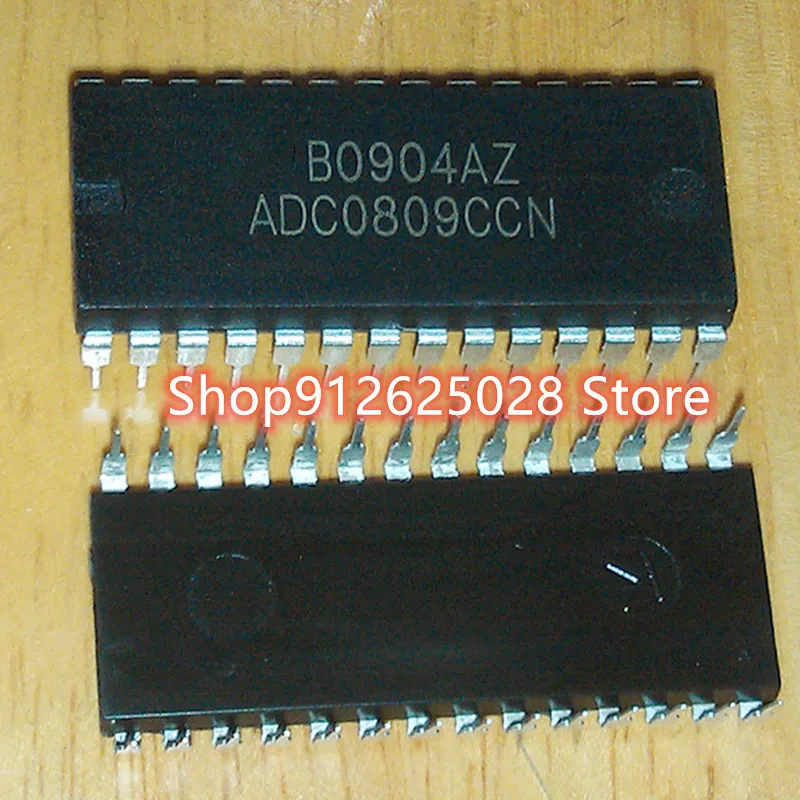 ADC0809CCN  ADC0809 DIP28