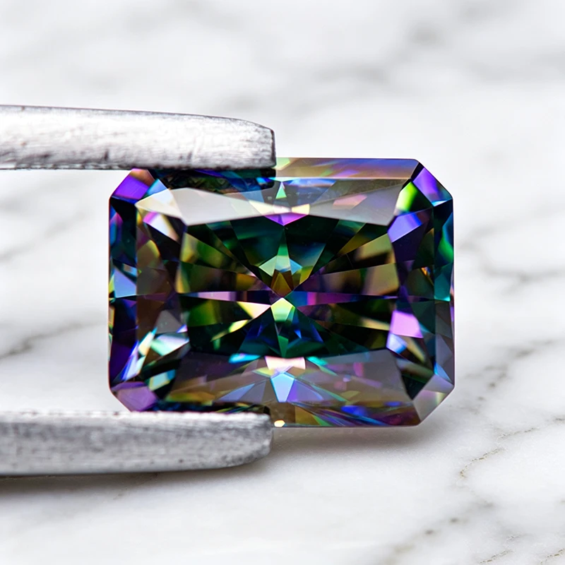 Moissanit-Stein im Radiant-Schliff, Regenbogengrün, Laborgezüchteter Edelstein für DIY-Charms und Schmuckherstellung, Besteht Diamanttester mit Zertifikat – Detail 5