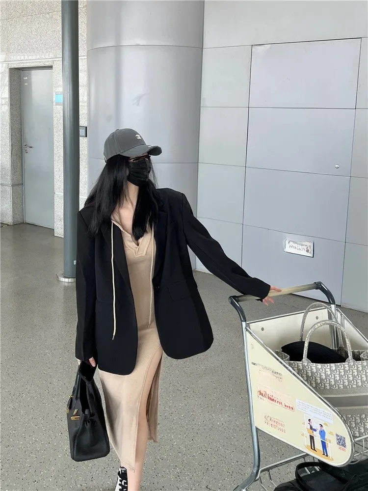 

Свободный уличный костюм-жакет для женщин: повседневный, шикарный, универсальный, в стиле знаменитостей, из качественного полиэстера...