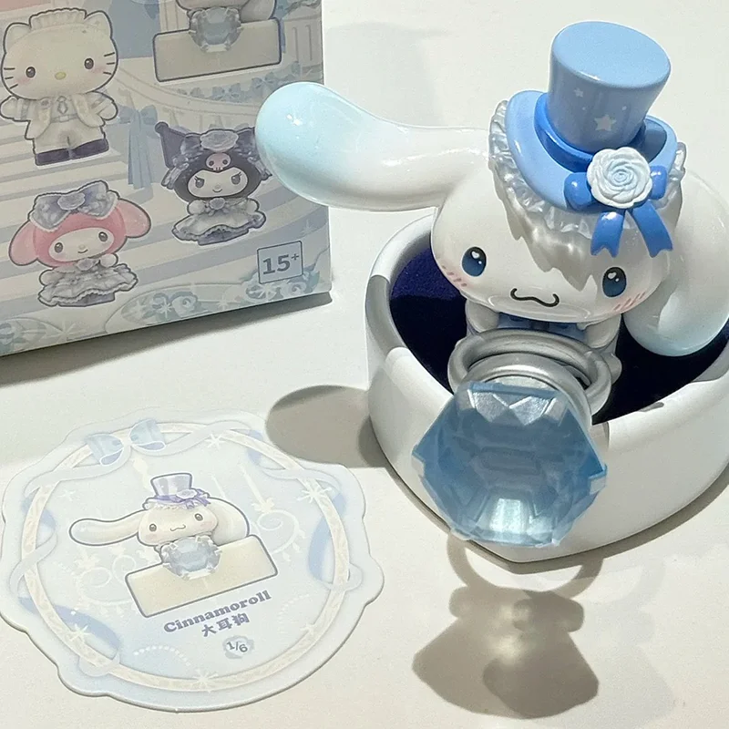 

New Authentic Sanrio Romantic Wedding Series Blind Box Hello Kitty Kuromi Pvc Toy Valentine'S Day Wedding Decoration Ornament