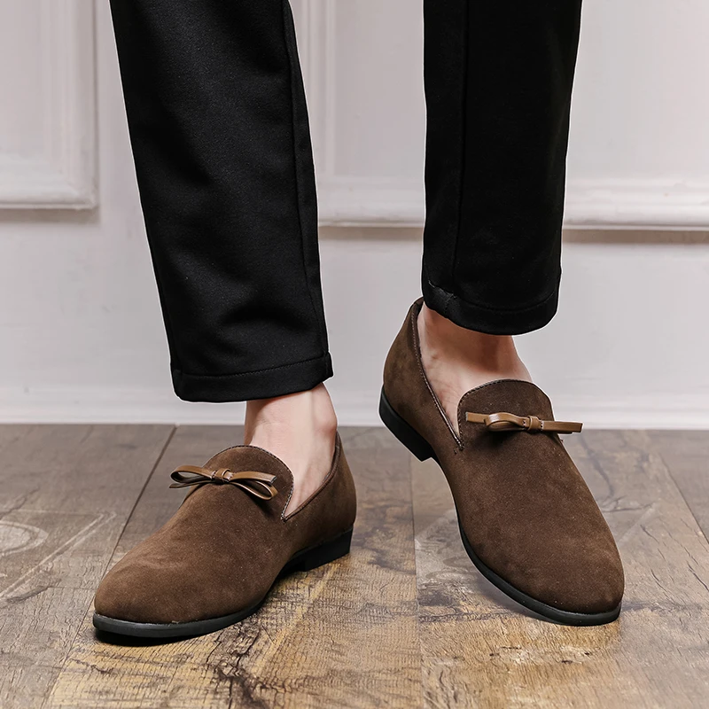 

Large Size Men Loafers with Solid Color Suede and Bow Tie for Comfortable and Lightweight British Style Casual Men Shoes